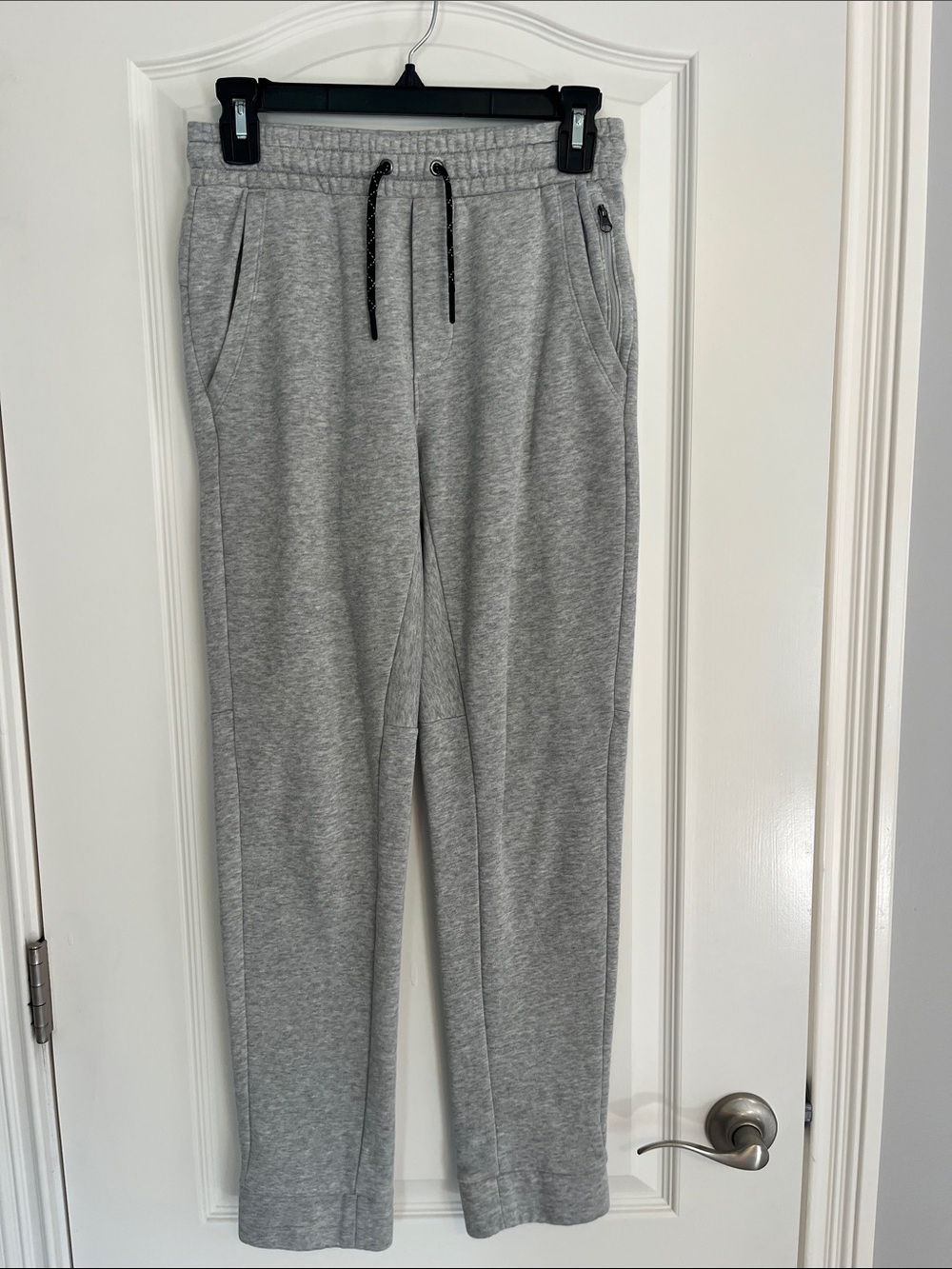 GAP Heather Gray Jogger Pants with Black Drawstring